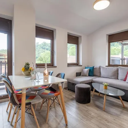 Tarnovgrad - Free Parking * Veliko Tarnovo