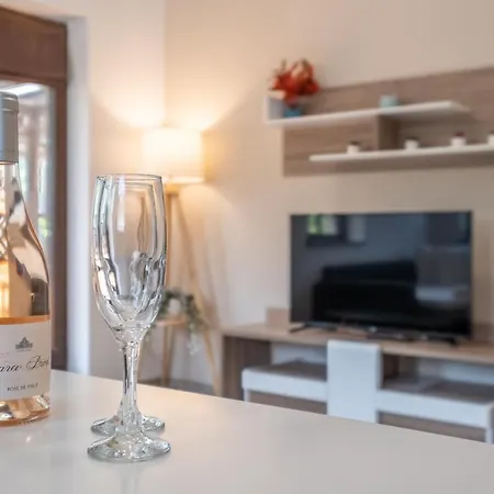 Tarnovgrad - Free Parking Appartement *