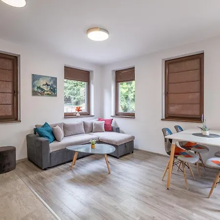 Tarnovgrad - Free Parking *